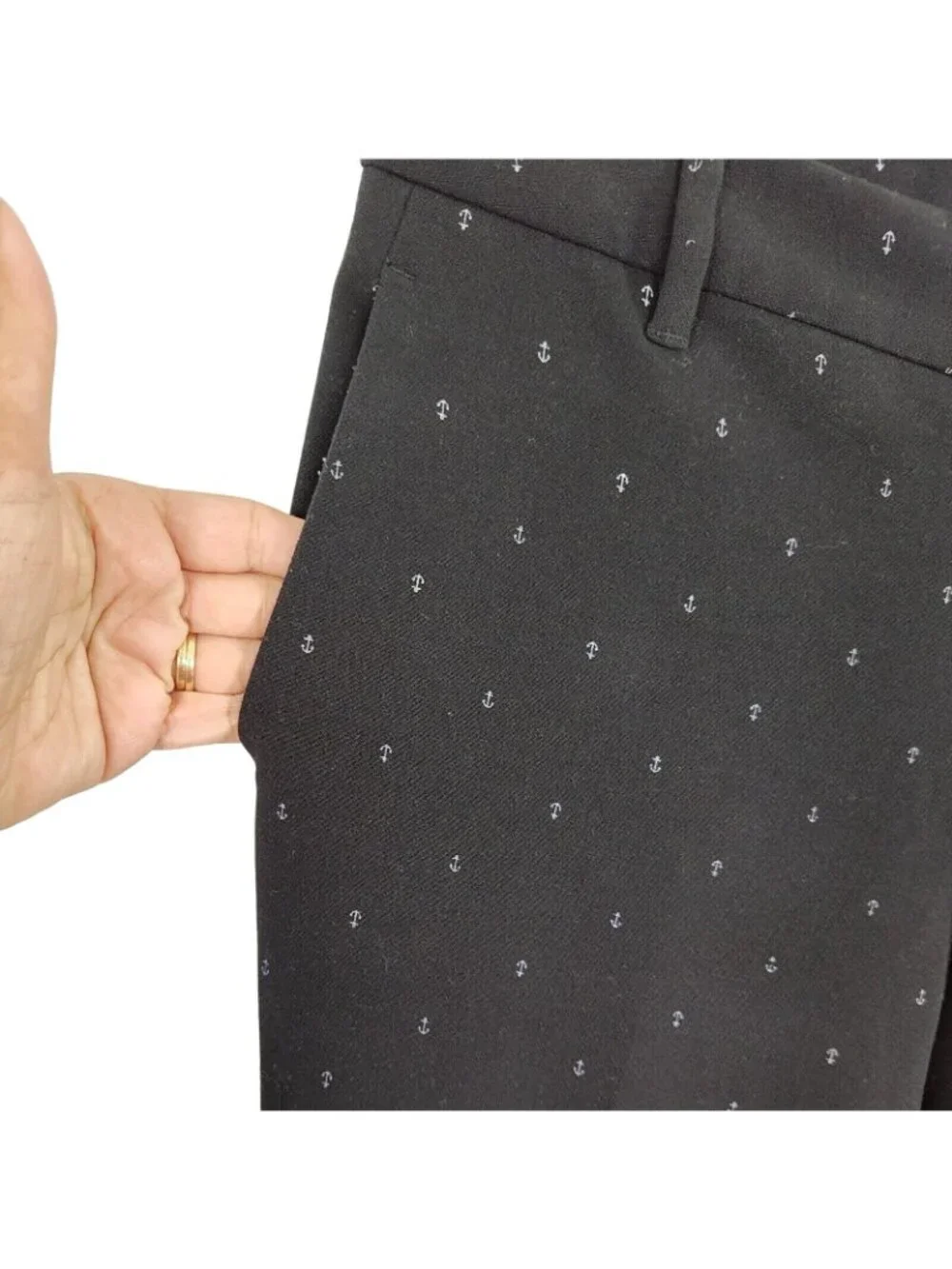 Old Navy Black Harper Mid-Rise Pants Ankle Crop Women Size 4 Nautical Anchor - Picture 3 of 9